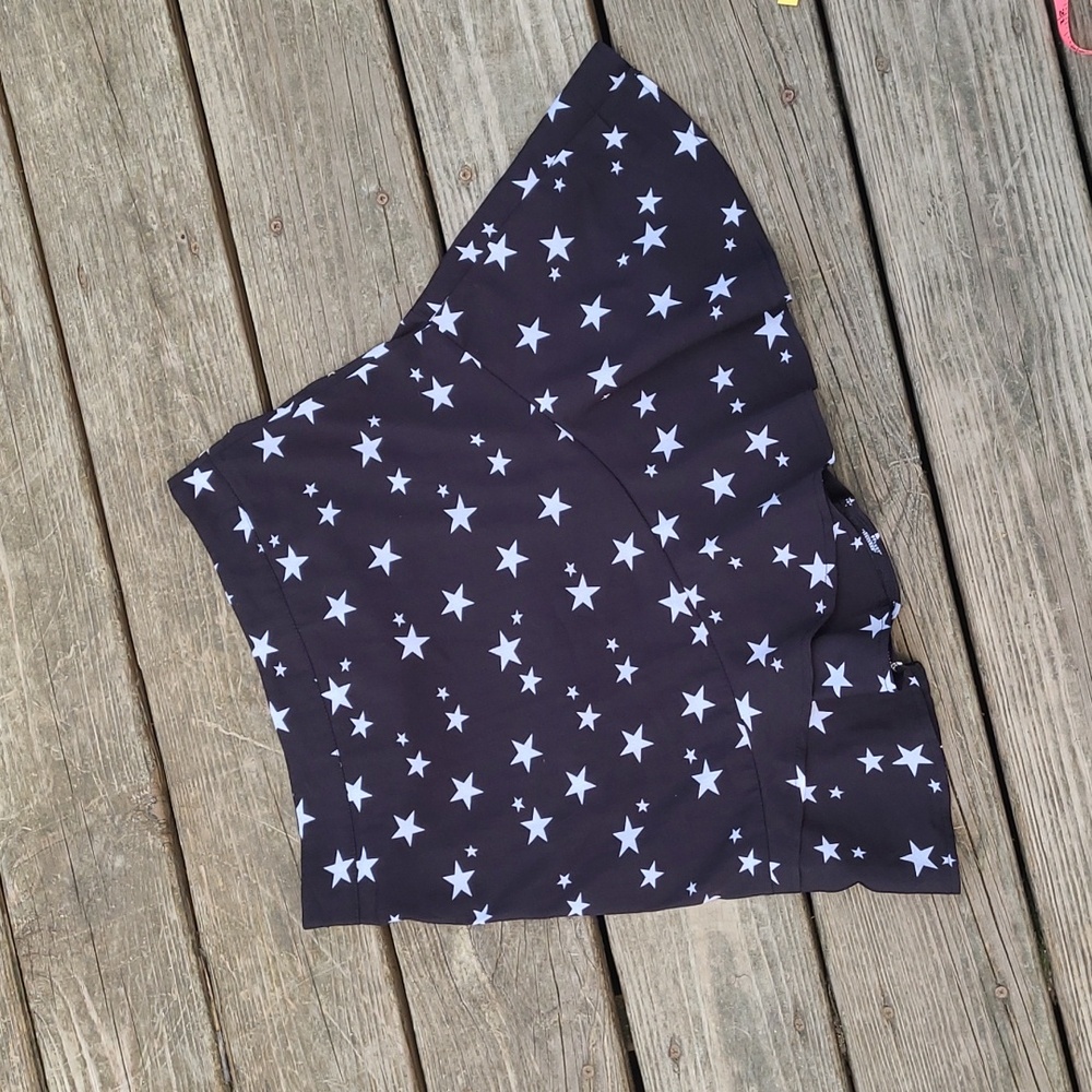 Nasty Gal Y2K Style Black Ruffle Star Print Mini Skirt Womens Size 4 - Picture 11 of 15